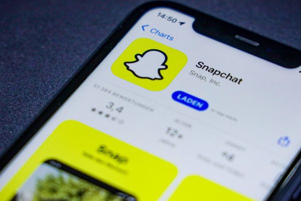 How to Post a Private Story on Snapchat